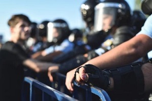 public protesting against police